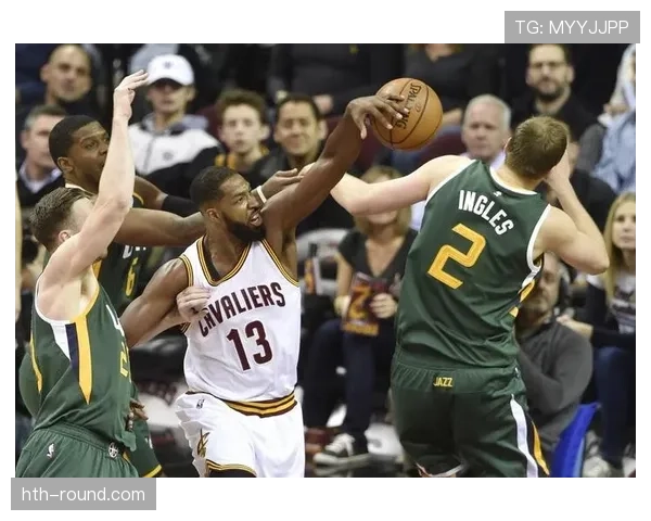 奥格斯堡边路提速显成效，进攻效率飙升表现抢眼