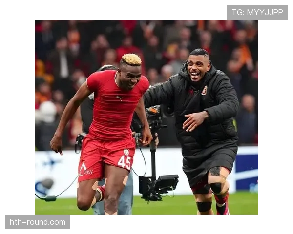 奥斯梅恩的头球制胜技巧 奥斯梅恩的头球制胜技巧